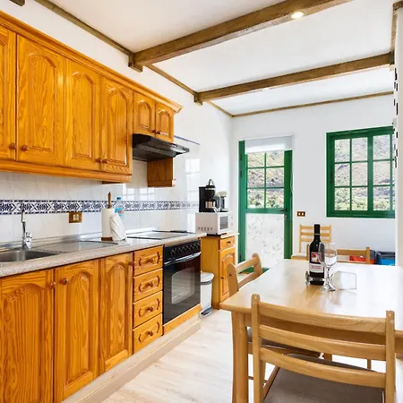 Holiday home Tenohomes Casa Catuja Ocean View Retreat